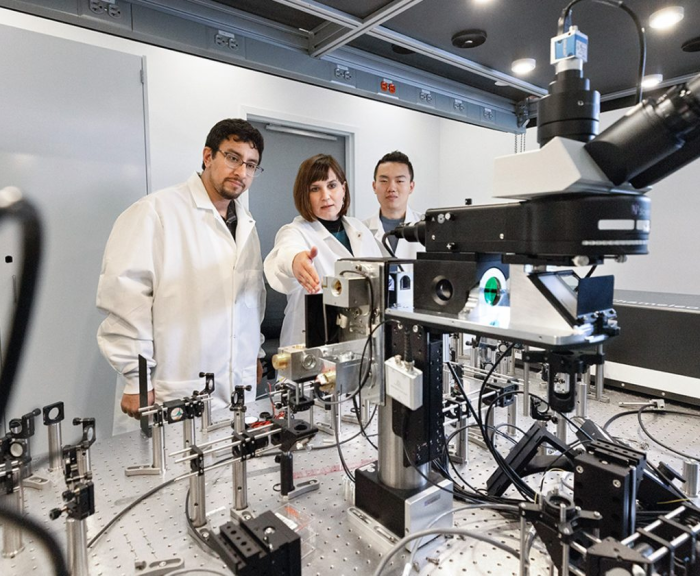 Professor Mirna Skanata (center) is one of 14 faculty members who will serve as mentors for the first cohort of Beckman Scholars. (Photo by Jeremy Brinn)